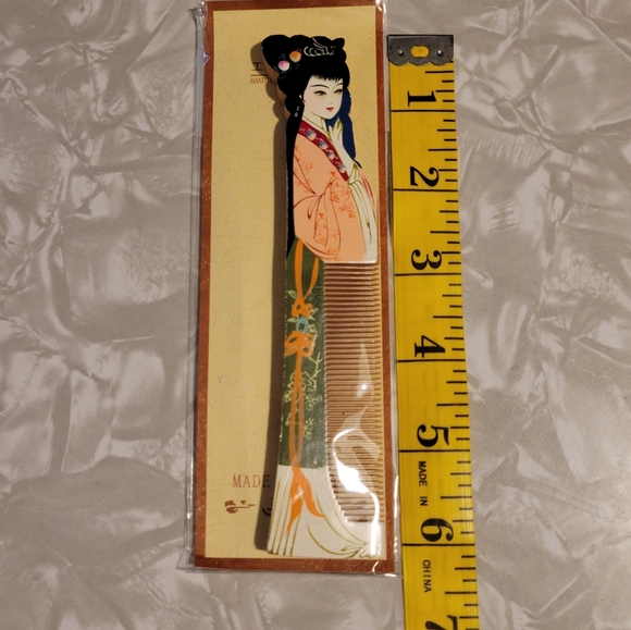 Chinese Comb Set of 4 - Picture 8 of 11